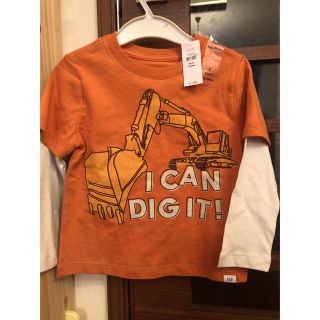 ベビーギャップ(babyGAP)の新品◆ギャップ　ショベルカー　ロングTシャツ　長袖Tシャツ95(Tシャツ/カットソー)