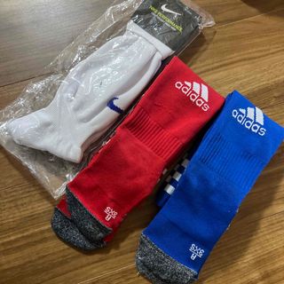 ナイキ(NIKE)のサッカーソックス　靴下　NIKE adidas 3点セット(靴下/タイツ)