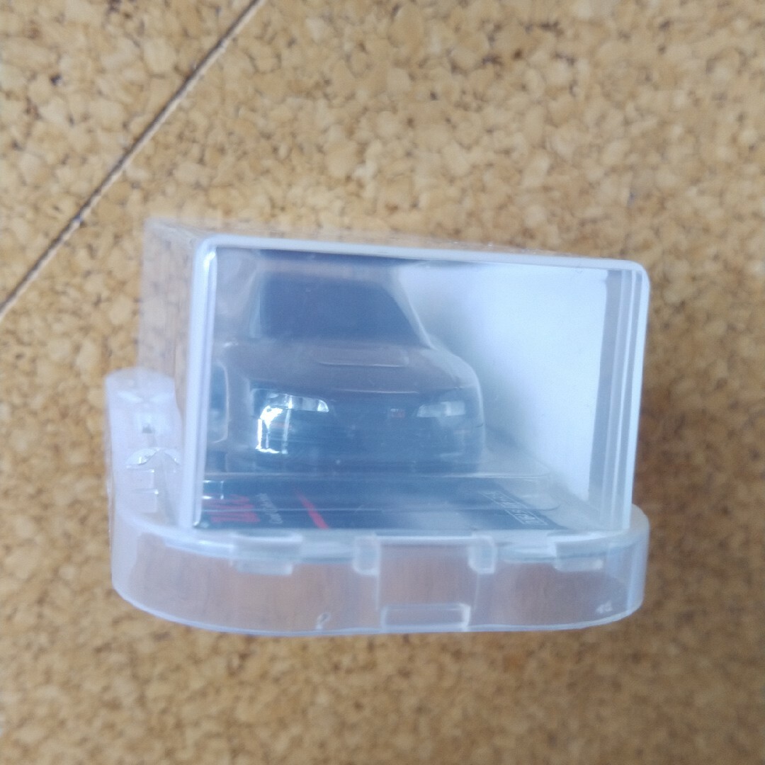 UCC(ユーシーシー)のUCC Rの系譜コレクションNISMO GTｰR LM(R33) エンタメ/ホビーのおもちゃ/ぬいぐるみ(ミニカー)の商品写真