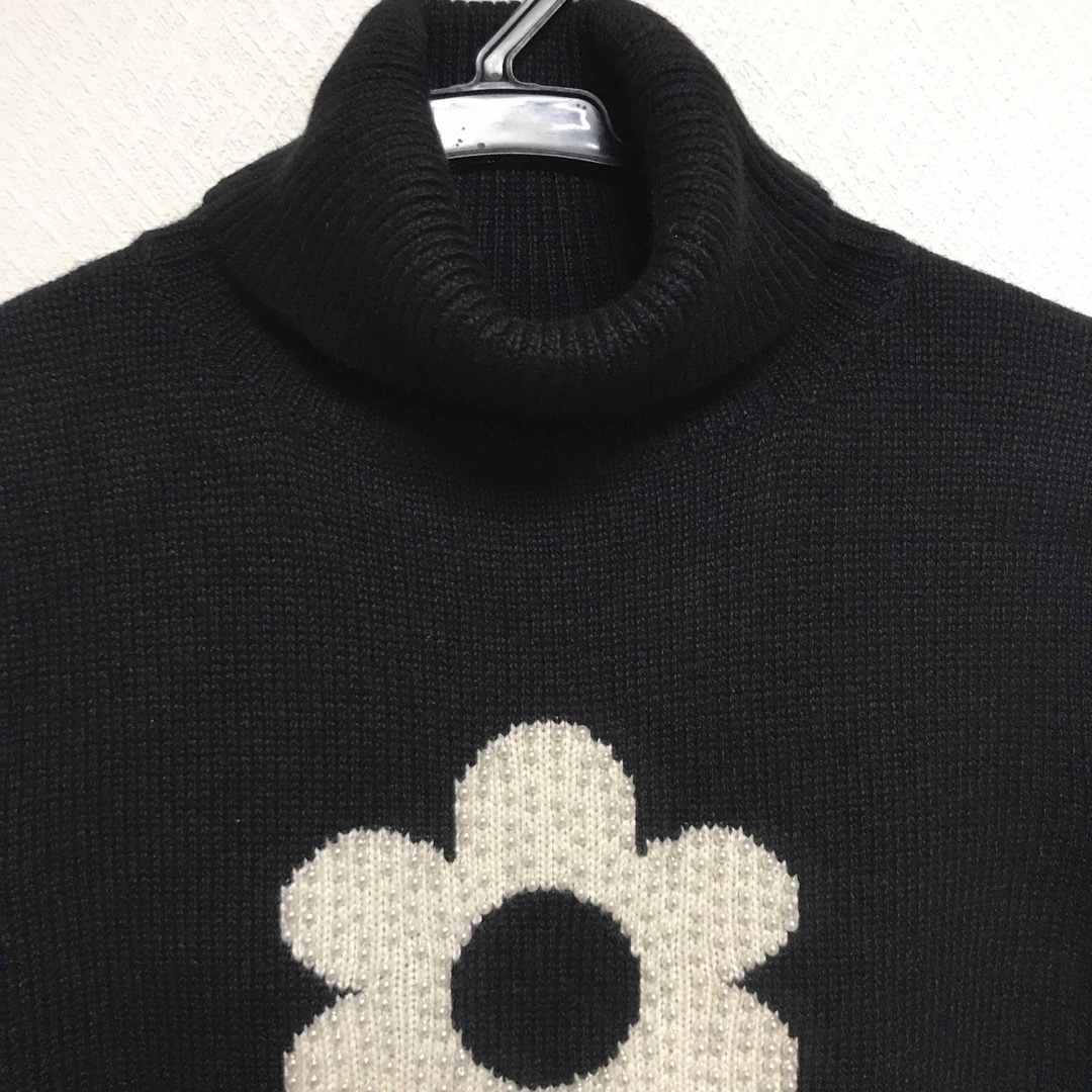M'S GRACY(エムズグレイシー)のM’S GRACY エムズグレイシー 半袖ニット タートルネック 花柄 レディースのトップス(ニット/セーター)の商品写真