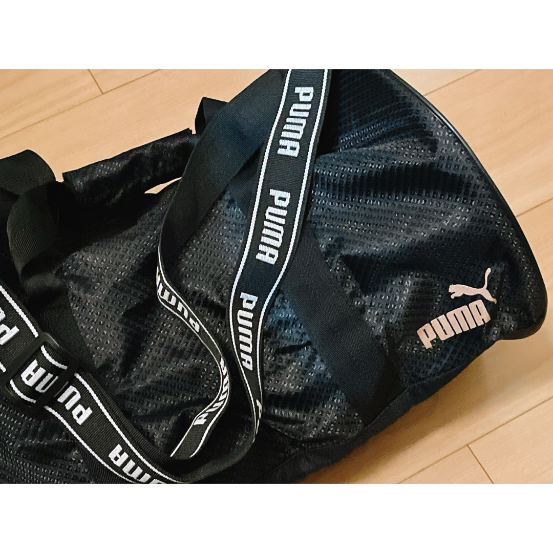 PUMA(プーマ)の【未使用品】プーマ☆PUMA ドラムバッグ黒 キッズ/ベビー/マタニティのこども用バッグ(その他)の商品写真