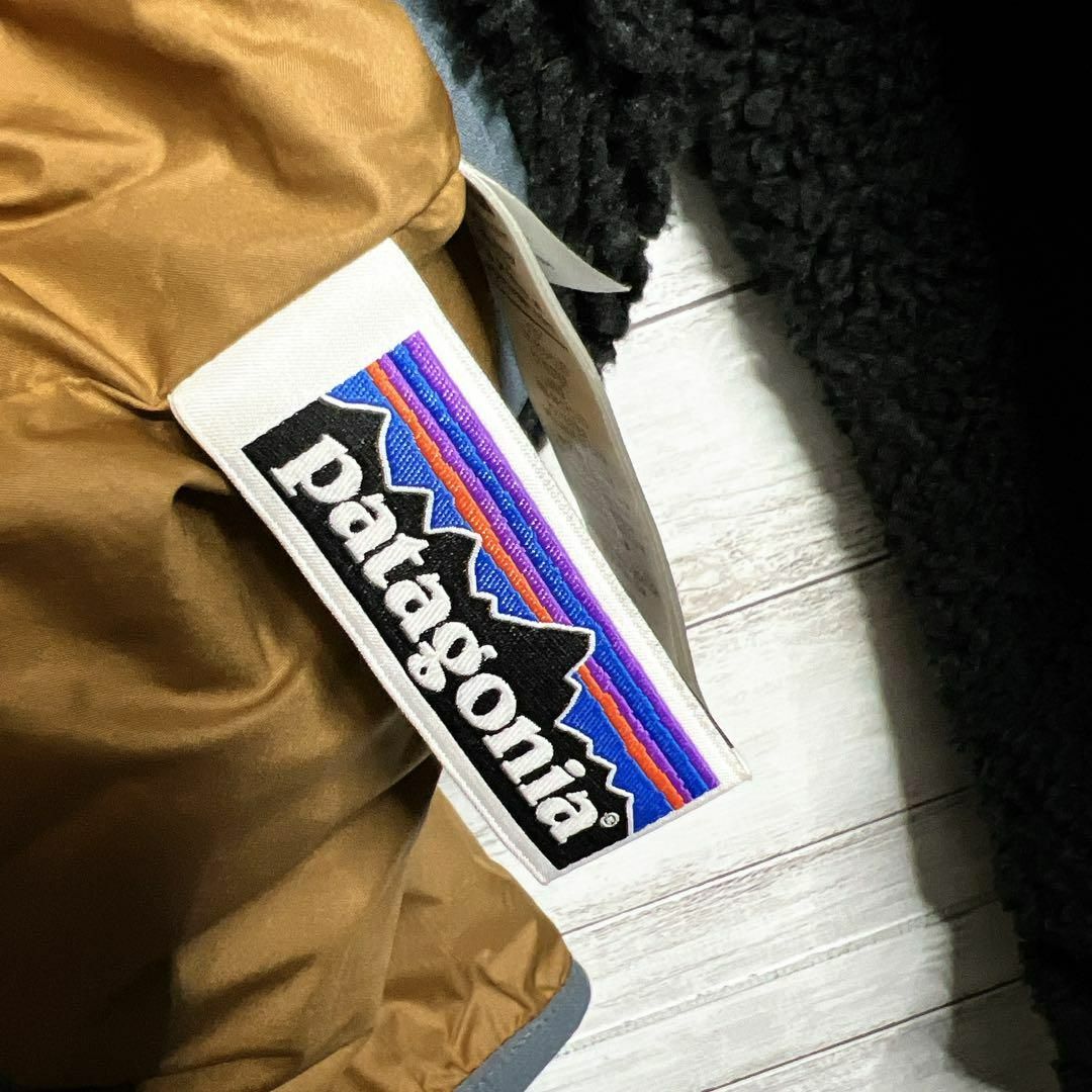 patagonia(パタゴニア)の【入手困難!!】パタゴニア ✈︎レトロX フリース 重ね着 プルオーバー 一点物 レディースのジャケット/アウター(その他)の商品写真