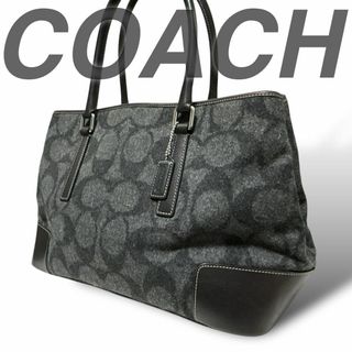 コーチ(COACH)の美品 COACH ショルダーバッグ ウール グレー ブラック シグネチャー(ショルダーバッグ)