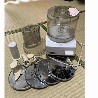 クイジナート(Cuisinart)のクイジーナートフードプロセッサー　DLC-192J(フードプロセッサー)