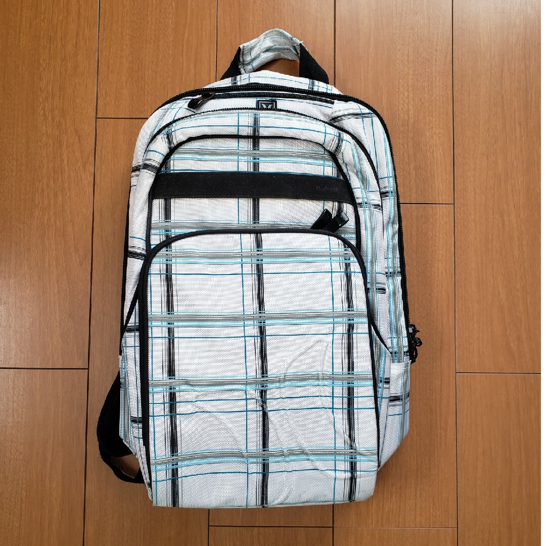 Hurley(ハーレー)のリュックサック レディースのバッグ(リュック/バックパック)の商品写真