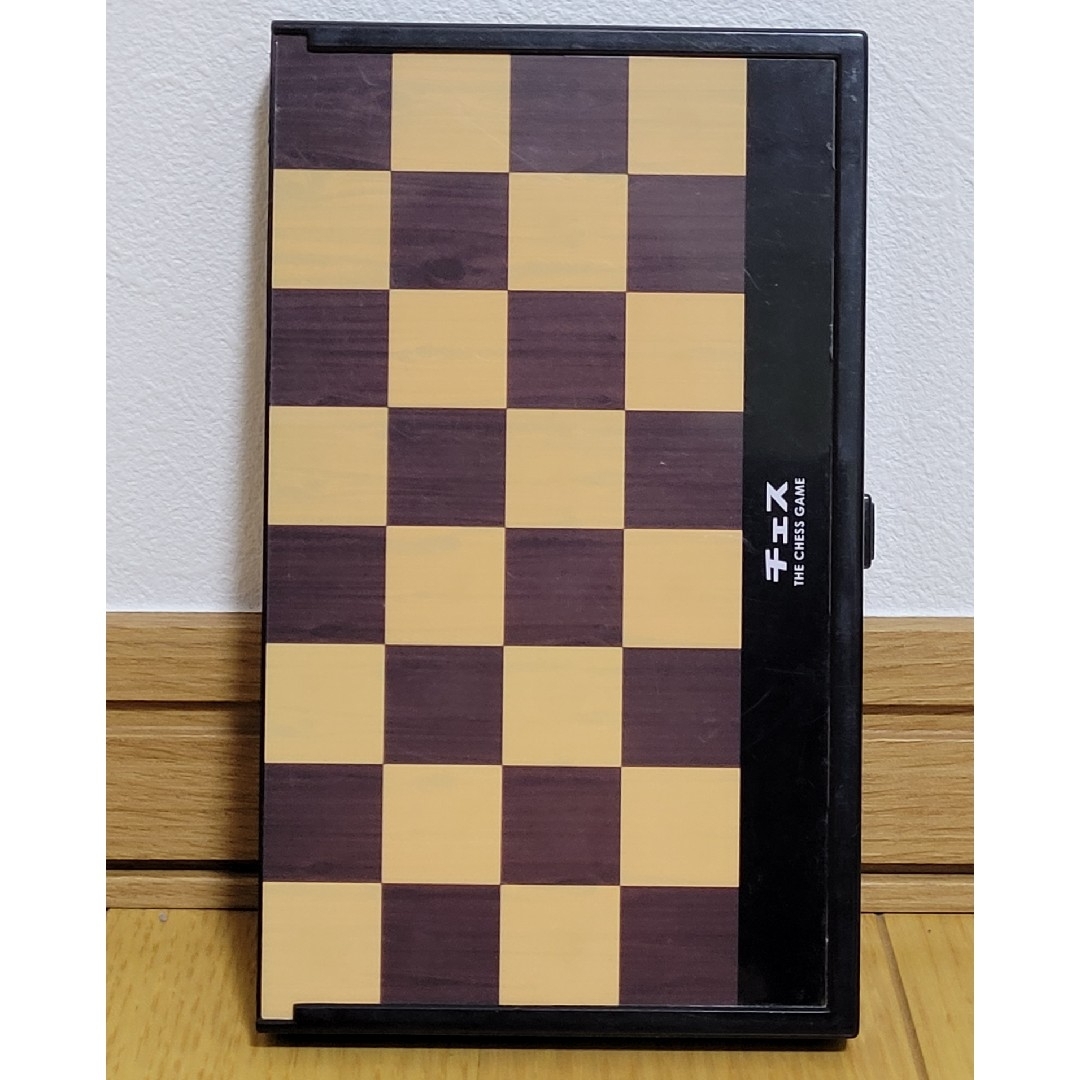 HANAYAMA(ハナヤマ)のポータブルシリーズ チェス Hanayama エンタメ/ホビーのテーブルゲーム/ホビー(オセロ/チェス)の商品写真