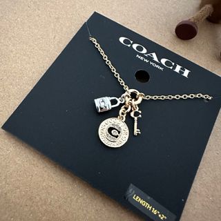 コーチ(COACH)のCOACHネックレス コーチ ネックレス ローズゴールド(ネックレス)