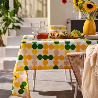 イケア(IKEA)の新品未開封★廃盤希少◎bröggan ikea 撥水テーブルクロス(テーブル用品)
