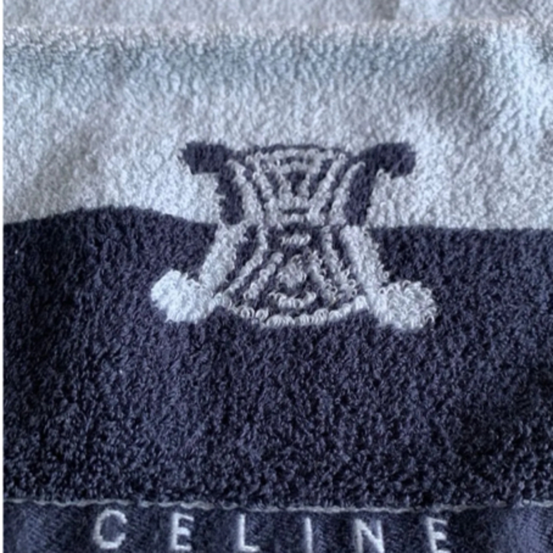 CELINE(セリーヌ)のセリーヌ　ハンカチタオル　未使用品 レディースのファッション小物(ハンカチ)の商品写真