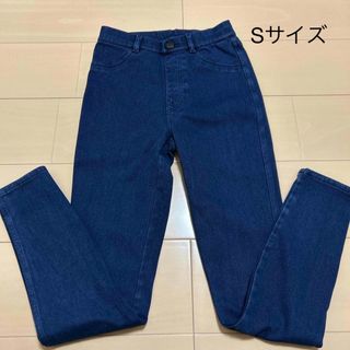 ユニクロ(UNIQLO)のUNIQLO パンツ　S ヒートテック　デニム　ストレッチ　レディース(スキニーパンツ)