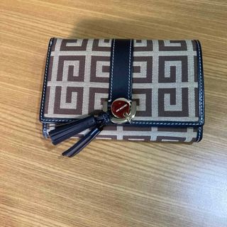 ジバンシィ(GIVENCHY)の超美品 ジバンシー GIVENCHY 二つ折り 財布 フリンジ ブラウン キャン(財布)
