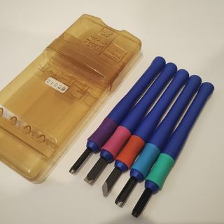【美品】彫刻刀セット 5本入り 透明ケース付き(彫刻/オブジェ)