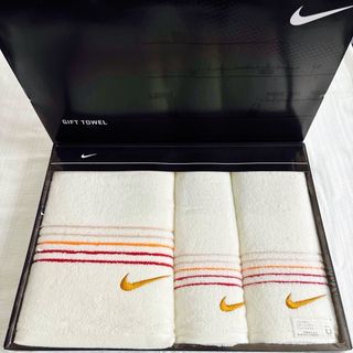 ナイキ(NIKE)のナイキ　バスタオル　スポーツタオル　フェイスタオルセット(タオル/バス用品)