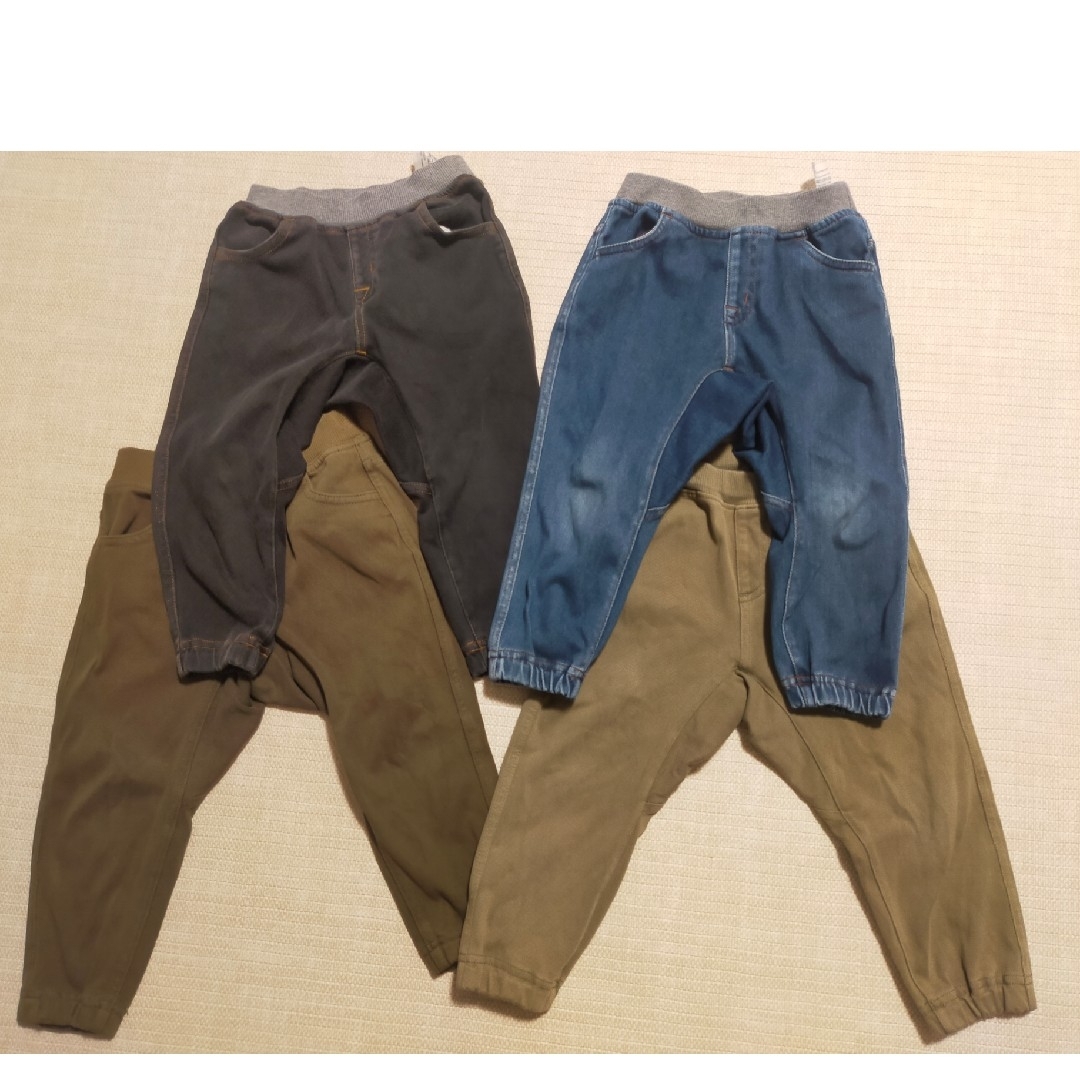 MUJI (無印良品)(ムジルシリョウヒン)の無印良品らくらく動けるテーパードパンツ90センチ4枚セット キッズ/ベビー/マタニティのキッズ服男の子用(90cm~)(パンツ/スパッツ)の商品写真