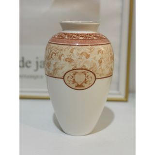 ウェッジウッド(WEDGWOOD)のWEDGWOOD VENUS ボーンチャイナ花瓶(花瓶)