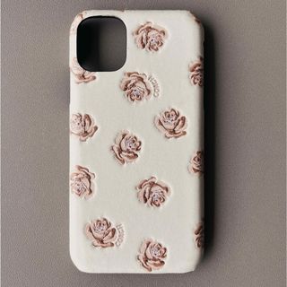 コーチ(COACH)のCOACH iPhoneXR/11 6.1inchケース 本革 (iPhoneケース)