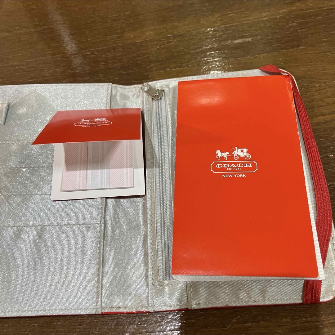COACH(コーチ)のレア 正規品 COACH ノートブック インテリア/住まい/日用品の文房具(ノート/メモ帳/ふせん)の商品写真