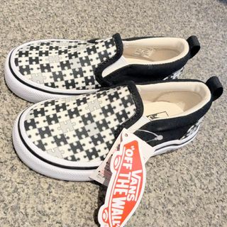 ヴァンズ(VANS)のvansスニーカー　スリッポン　キッズ　16cm(スリッポン)