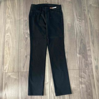 UNIQLOスキニーパンツ 黒