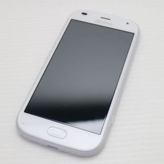 フジツウ(富士通)の新品同様 F-42A らくらくスマートフォン ホワイト M666(スマートフォン本体)