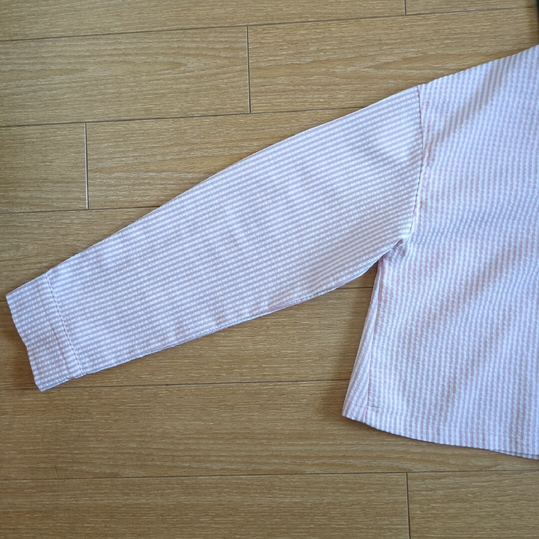 RayCassin(レイカズン)の美品 レイカズン ショート丈 ピンクストライプシャツ サッカー素材 レディースのトップス(シャツ/ブラウス(長袖/七分))の商品写真
