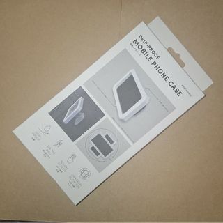 スリーコインズ(3COINS)の【新品未開封】3coins mobile phone case(モバイルケース/カバー)