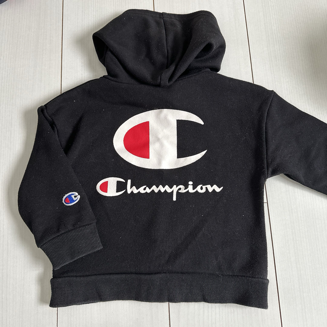 Champion(チャンピオン)のChampion トレーナー キッズ/ベビー/マタニティのキッズ服男の子用(90cm~)(ジャケット/上着)の商品写真