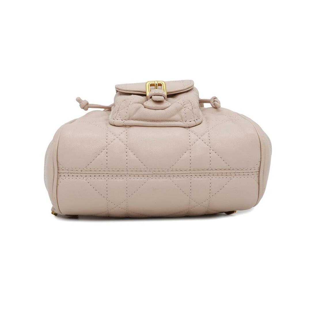 Dior(ディオール)のクリスチャン・ディオール リュック カロ マクロカナージュ スモール ラムスキン M6302UNOZ_M413 バックパック バッグ レディースのバッグ(リュック/バックパック)の商品写真