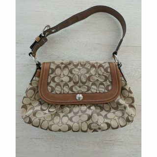 コーチ(COACH)の美品 coach コーチ ハンドバッグ 茶 シグネチャー ワンショルダー(ショルダーバッグ)
