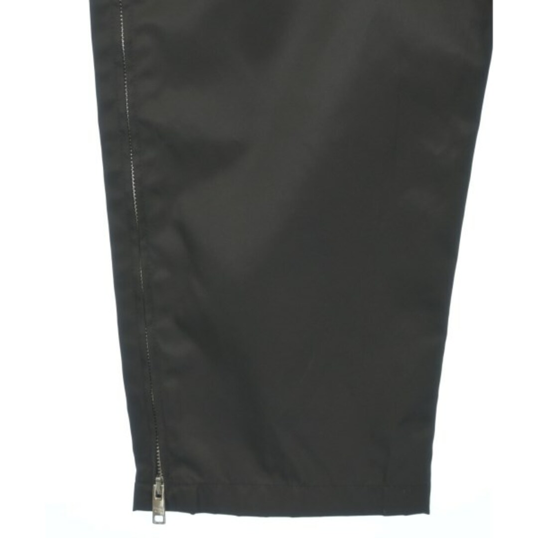 PRADA(プラダ)のPRADA プラダ パンツ（その他） 40(M位) 黒 【古着】【中古】 レディースのパンツ(その他)の商品写真