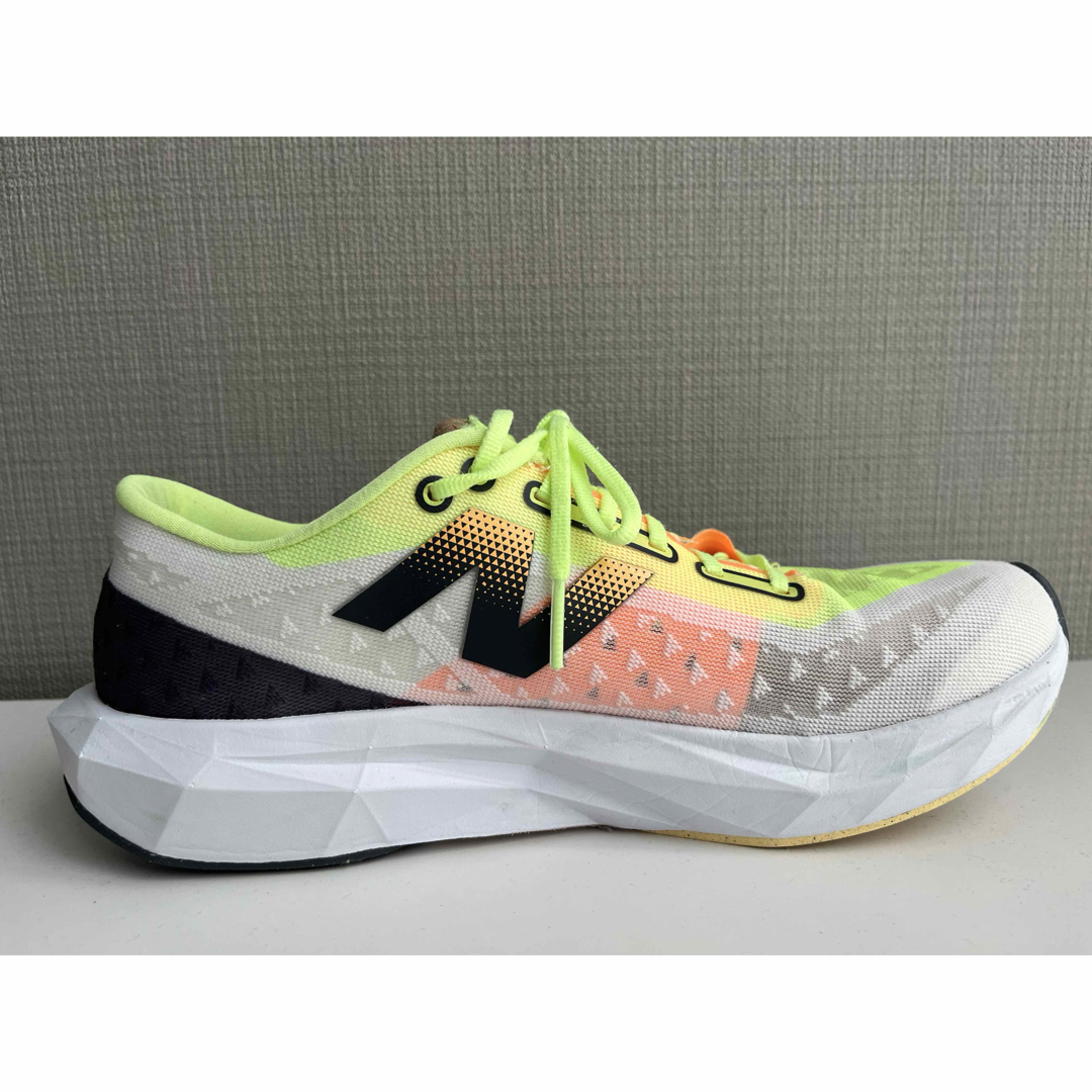 New Balance(ニューバランス)のニューバランス フューエルセル パルス v1 25 スポーツ/アウトドアのスポーツ/アウトドア その他(陸上競技)の商品写真