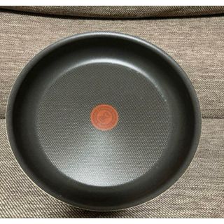 T-fal - 即日発送　Tefal フライパン 赤 28cm インジニオ