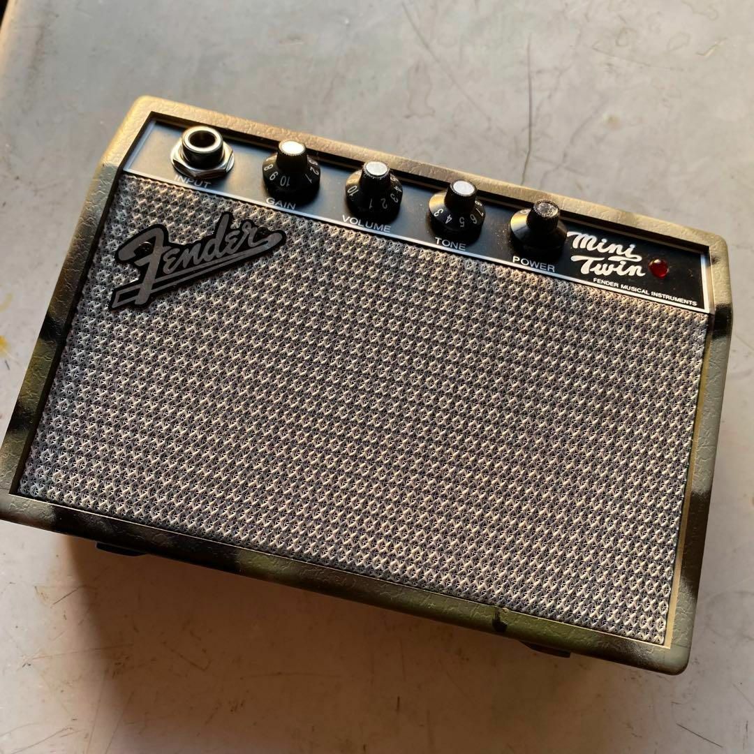 Fender ミニツイン minitwin ギター練習用ミニアンプ！フェンダー 楽器のギター(ギターアンプ)の商品写真
