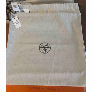 HERMES - ほぼ新品 タグ付き HERMES エルメス 保存袋 巾着袋 巾着 大きめ　一枚
