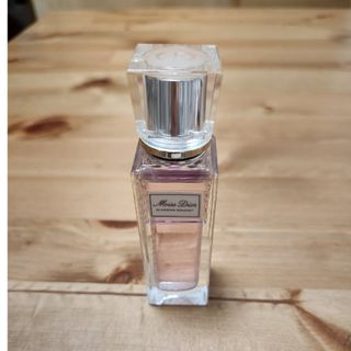 ディオール(Dior)のミスディオール　香水　ブルーミングブーケ ロールオンタイプ(香水(女性用))