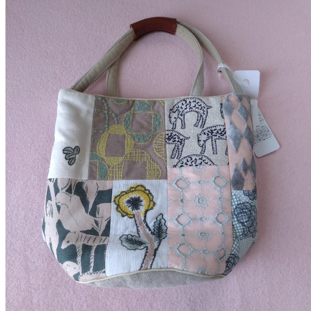 mina perhonen(ミナペルホネン)のミナペルホネン　バケツ　バッグ　bucket bag　 レディースのバッグ(トートバッグ)の商品写真