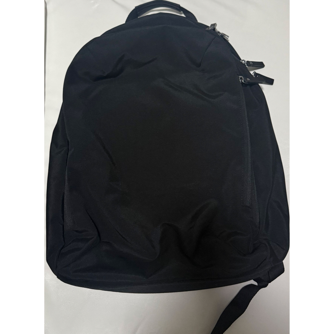 ニトリ(ニトリ)のニトリ デコホーム はっ水2ルームリュック 19L 大容量 メンズのバッグ(バッグパック/リュック)の商品写真