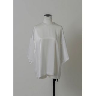 LOHEN ベビーサテンTシャツブラウス　ホワイト