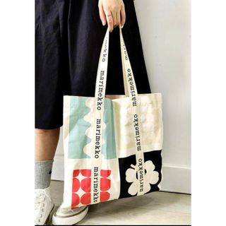 マリメッコ(marimekko)のマリメッコ　トートバッグ　限定品(トートバッグ)