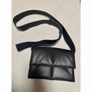 ZARA - ZARA フェイクレザー フラップ スクエア ショルダーバッグ 