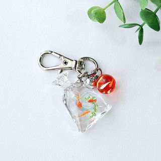 金魚すくい袋のキーホルダー ✤ s304［赤/水ヨーヨー/アクアリウム/祭り］