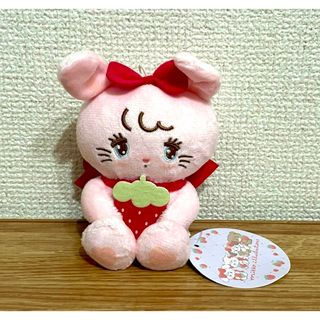mikko いちごマスコットぬいぐるみ　キャミー