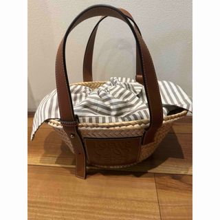 LOEWE - 本日のみ最終値下げLOEWE カゴバックストライプ布カバー付きかごバッグ