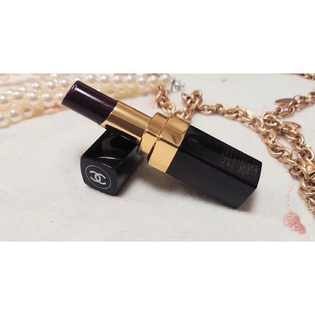 CHANEL(シャネル)の【廃盤】CHANEL ルージュココシャイン 128 ヌワールモデルヌ シャネル コスメ/美容のベースメイク/化粧品(口紅)の商品写真