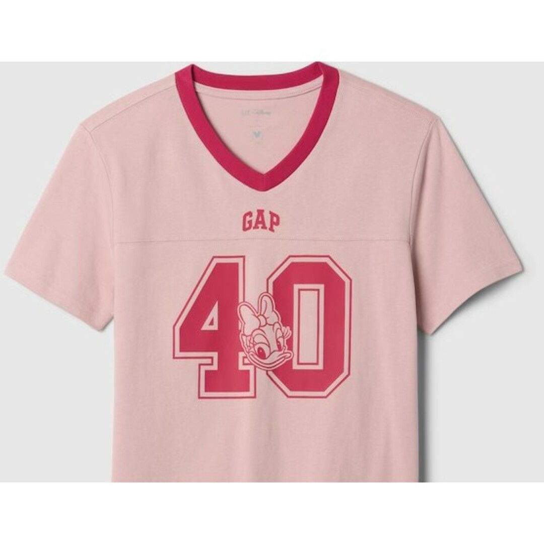 GAP(ギャップ)の【新品】ギャップGAP×ディズニーGAPロゴTシャツ¥５,９９０ レディースのトップス(Tシャツ(半袖/袖なし))の商品写真