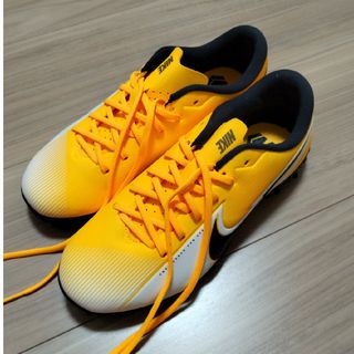ナイキ(NIKE)のナイキ　サッカー　トレーニングシューズ　22cm(シューズ)
