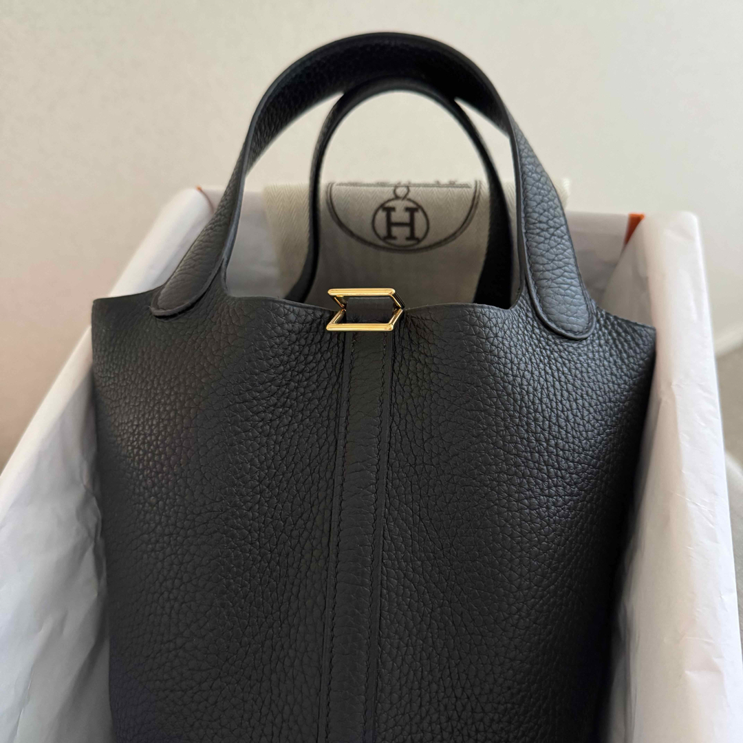 HERMES(エルメス)の【新品同様】エルメスピコタンロック PM ノワール ゴールド金具 レディースのバッグ(ハンドバッグ)の商品写真