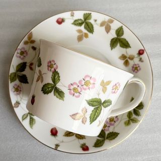 WEDGWOOD - ウェッジウッド ワイルドストロベリー カップ ソーサー