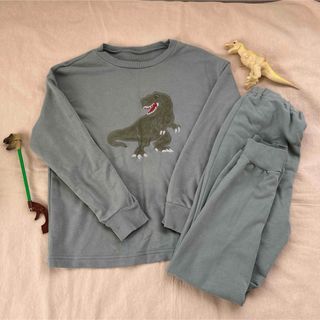 GU - 美品　GU 恐竜刺繍 パジャマ 150 くすみグリーン
