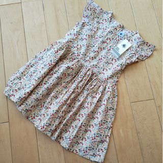 プチバトー(PETIT BATEAU)の新品タグ付き✨PB 花柄ワンピース 6a(ワンピース)